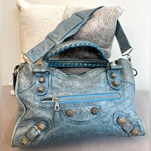 Balenciaga City Leather Shoulder Bag Pleine Fleur Aniline